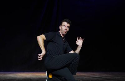 Au nom du Père, du Fils et de Jackie Chan 